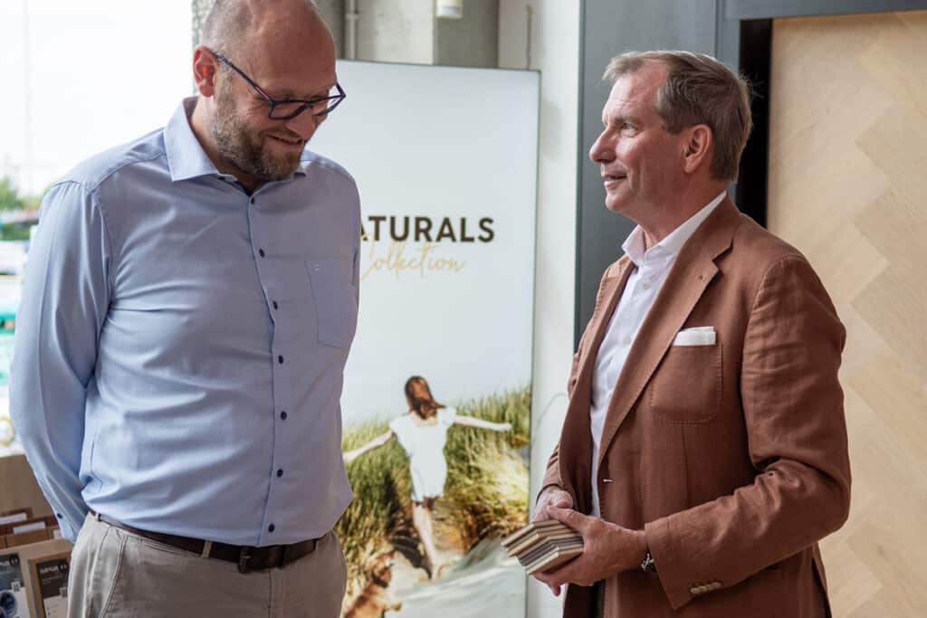 Floormasters verwelkomt als eerste het nieuwe Coretec® displayconcept in België 2