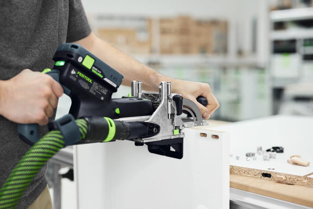 Nieuwe machines demonstreren honderd jaar ervaring en innovatie 1