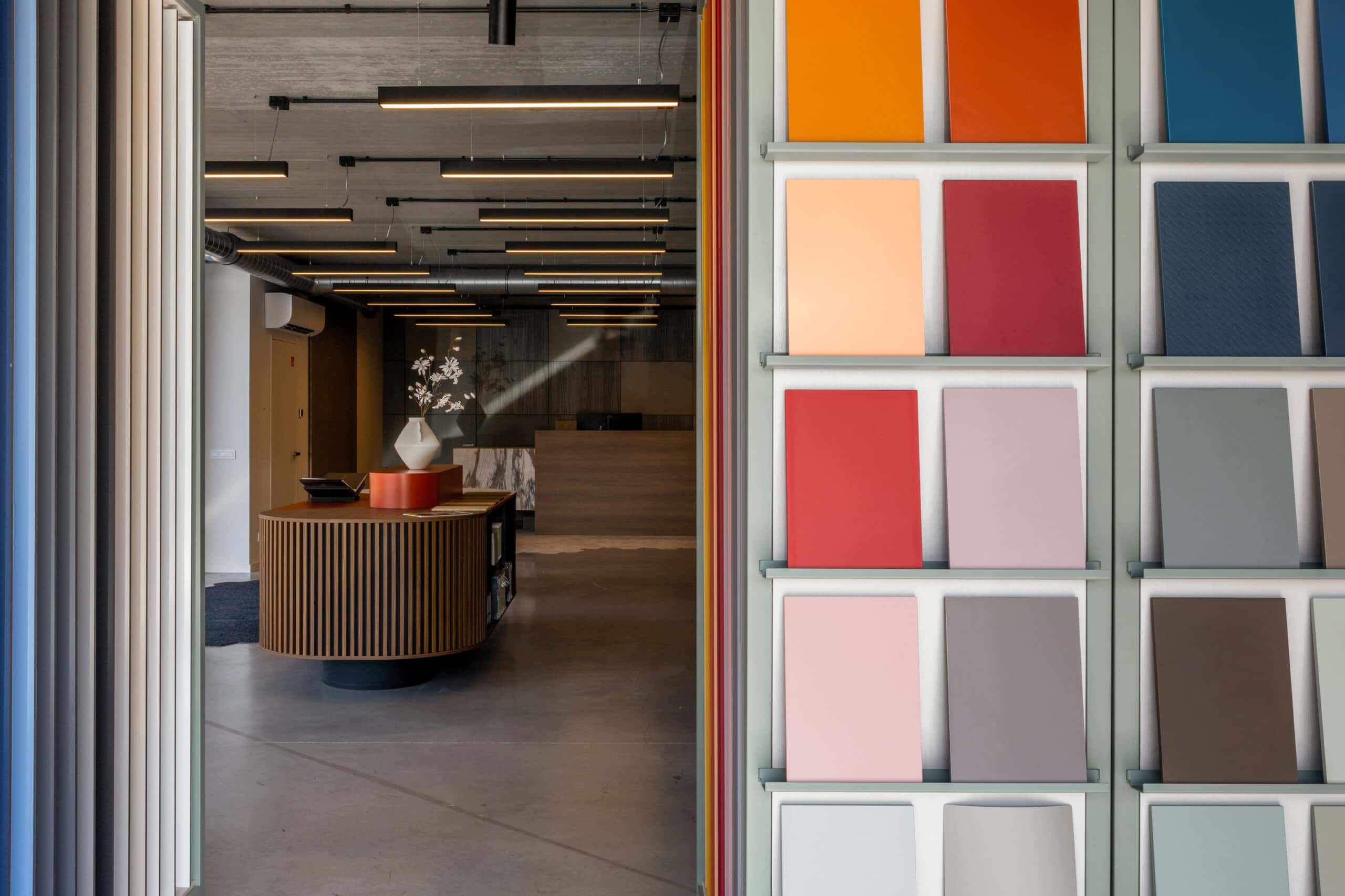 Showroom plaatmaterialen als speeltuin voor ontwerpers 12