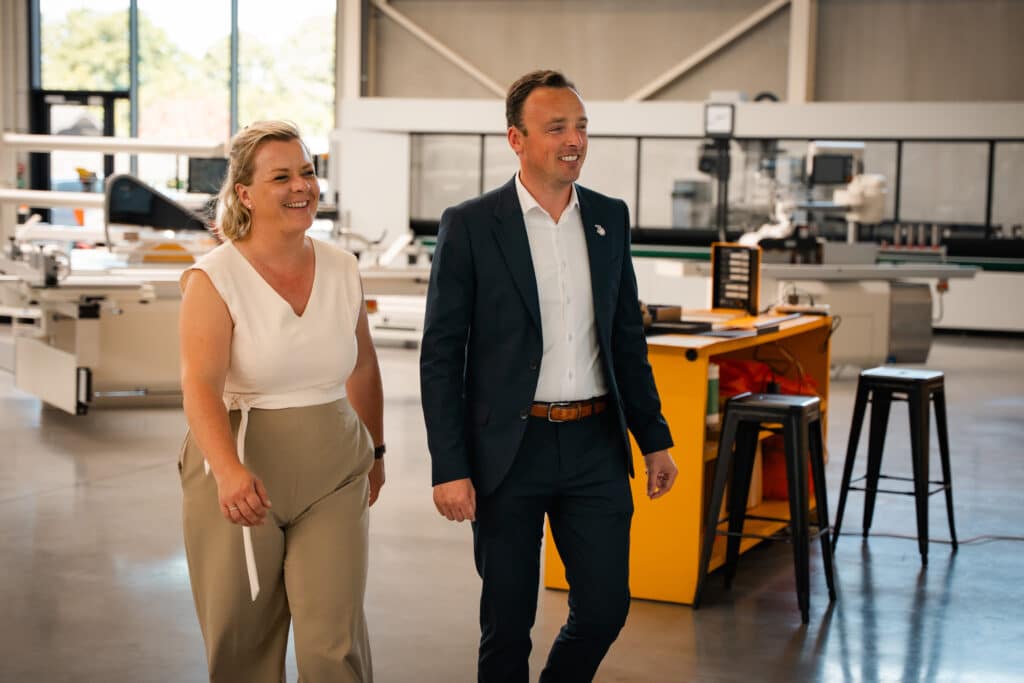 Rogiers TechXpo toont volautomatische productielijn voor interieurbouw 6