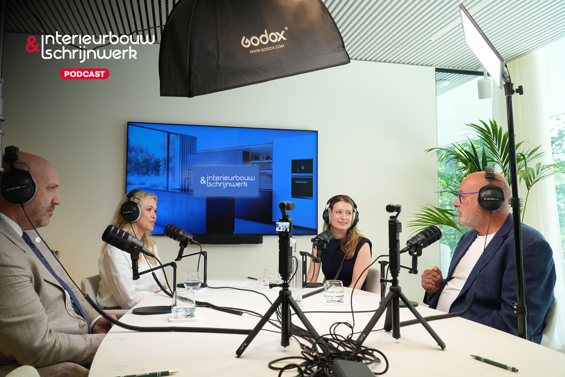 Gastvrijheid als groeimotor: hoe klantbeleving het verschil maakt in interieurbouw en showroomverkoop 1
