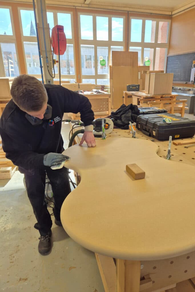 “We geven nog steeds traditionele technieken mee, ook al staan ze niet meer in het leerplan” 7
